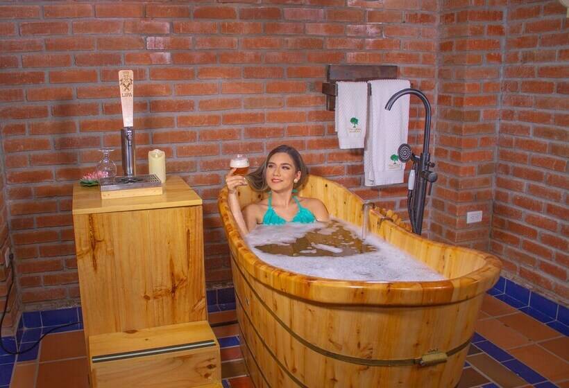 בית מלון כפרי Casa Bohemia   Resort De Cerveza Y Vino
