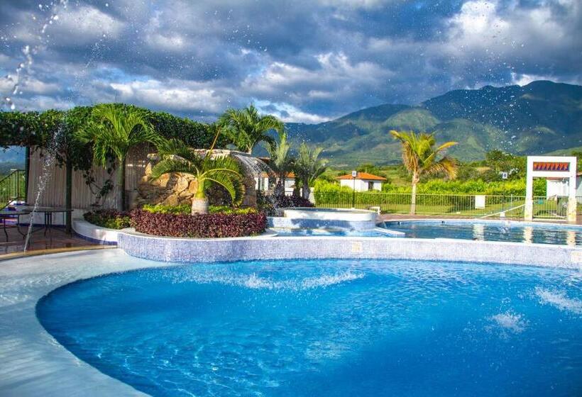 בית מלון כפרי Casa Bohemia   Resort De Cerveza Y Vino