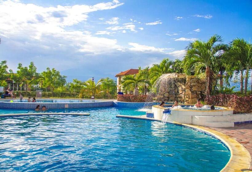 בית מלון כפרי Casa Bohemia   Resort De Cerveza Y Vino