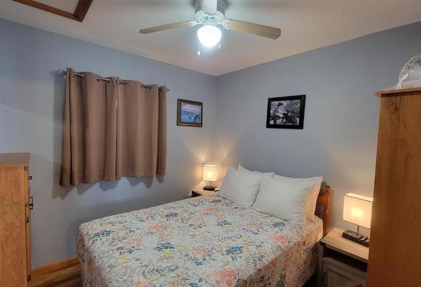 فندق Codroy Valley Cottage Country