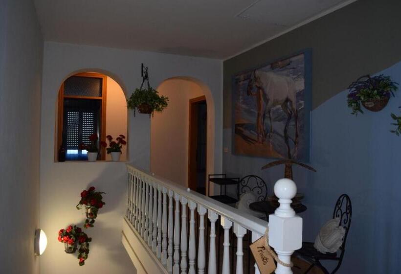 호텔 Da Nino Brussa 340