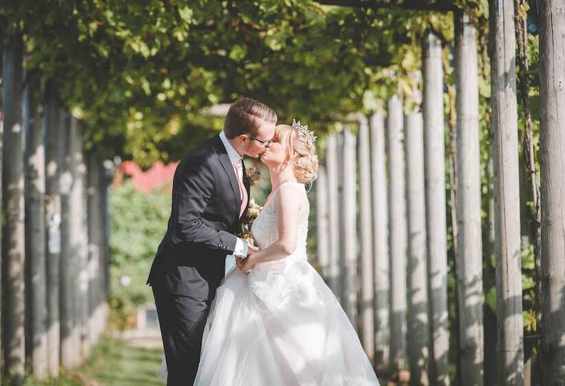 호텔 Flädie Mat & Vingård