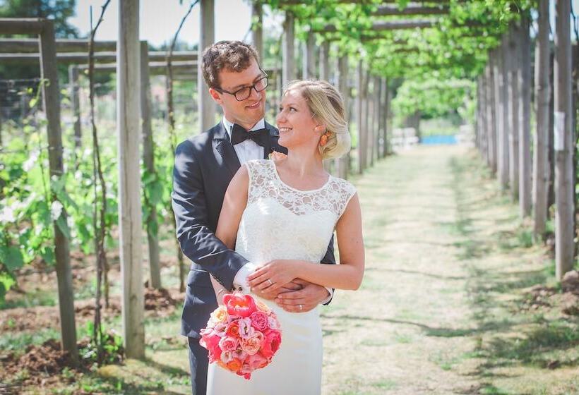 호텔 Flädie Mat & Vingård