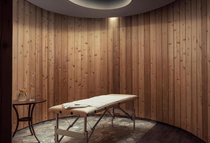 בית מלון כפרי Golf & Spa Kunětická Hora