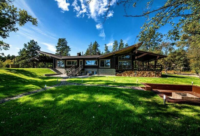 בית מלון כפרי Goodlife Park