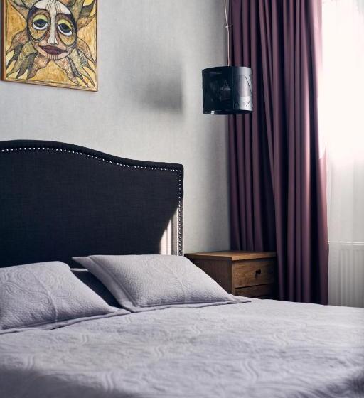 בית מלון כפרי Goodlife Park