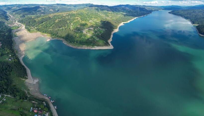 Отель Gradinile Romane