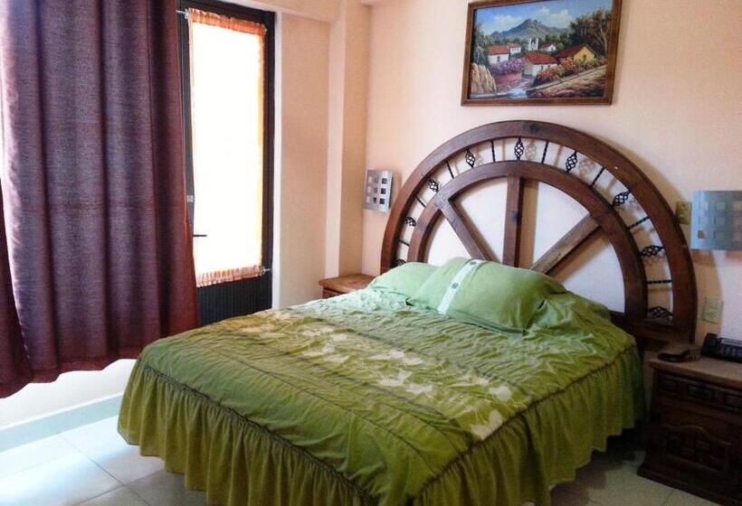 호텔 Imperial Jojutla