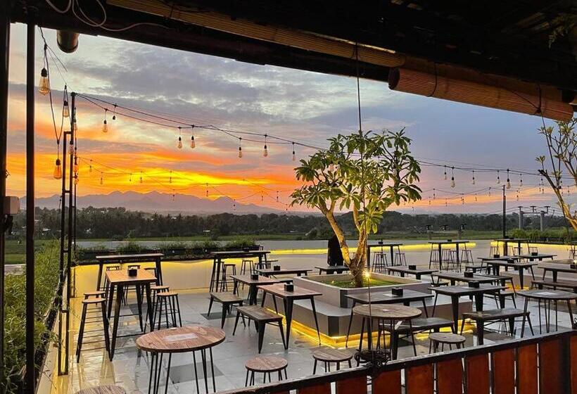 فندق Kaloka Airport