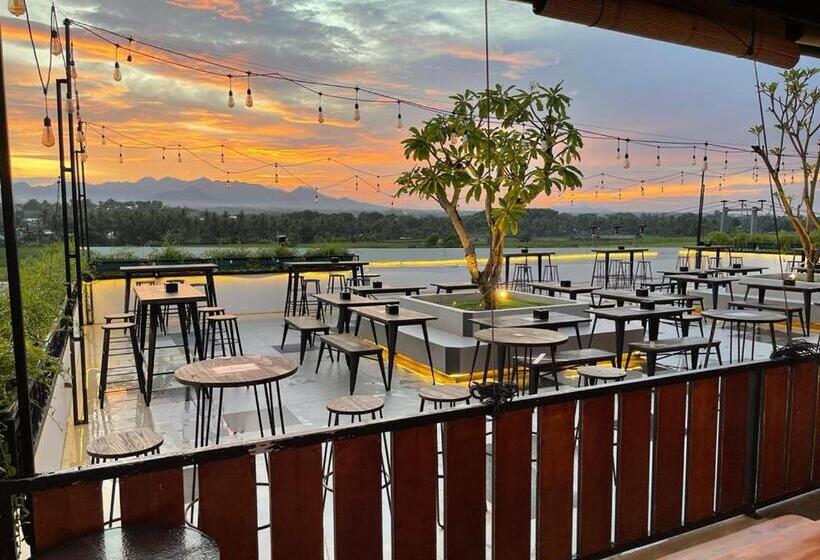 فندق Kaloka Airport