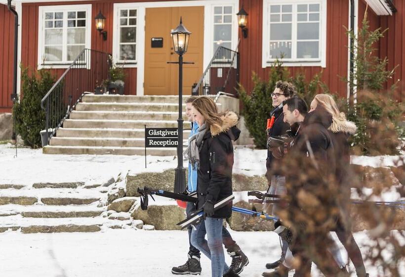 فندق Katrinelund Gästgiveri & Sjökrog