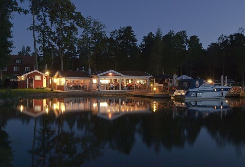 فندق Katrinelund Gästgiveri & Sjökrog