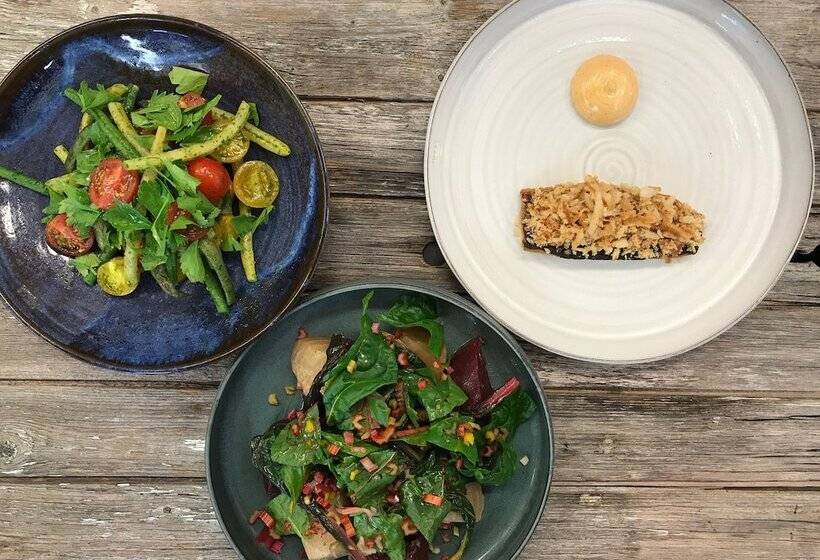 فندق Katrinelund Gästgiveri & Sjökrog