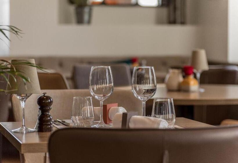 호텔 L’auberge De Mézières