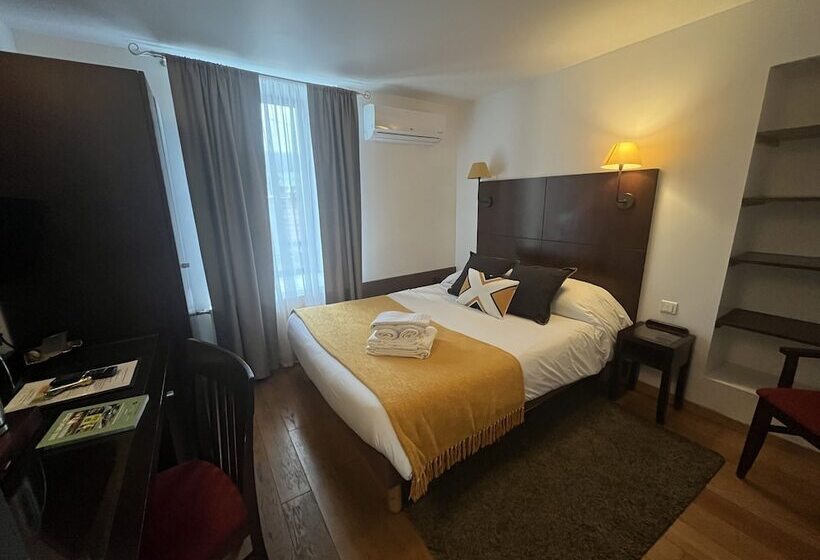 فندق Logis Le Marronnier