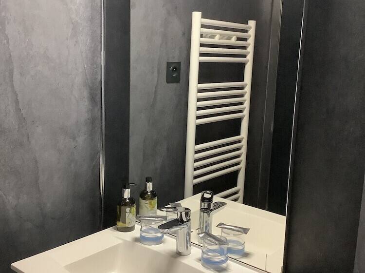 فندق Logis Le Marronnier