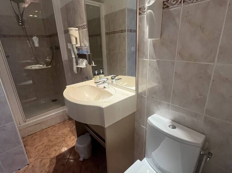 فندق Logis Le Marronnier