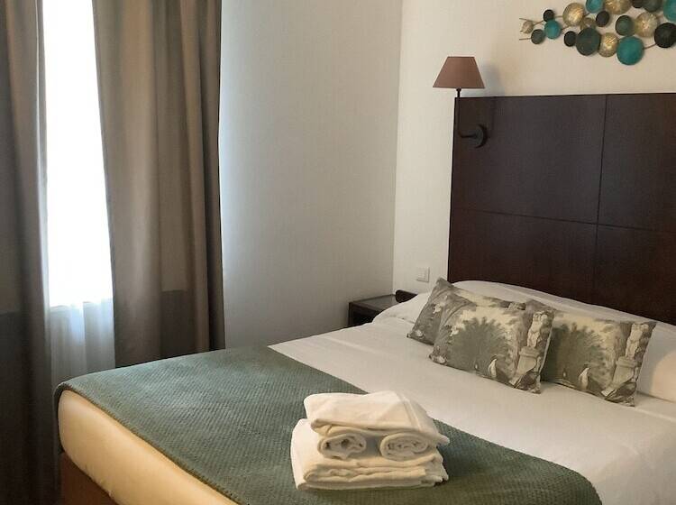 فندق Logis Le Marronnier