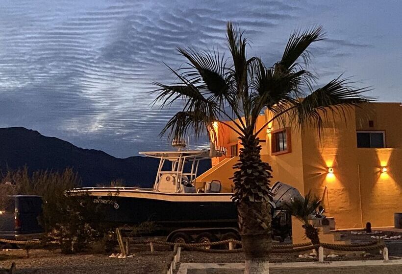 فندق Los Vientos