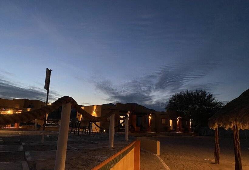 فندق Los Vientos