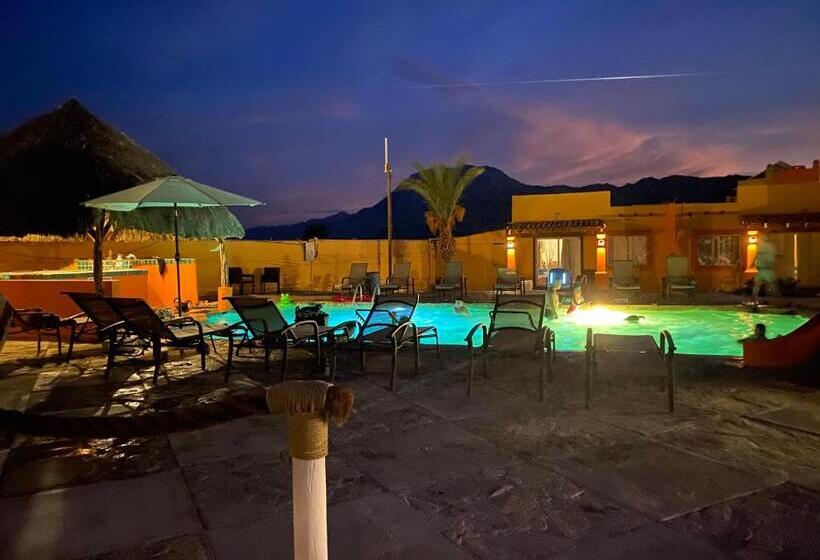 فندق Los Vientos