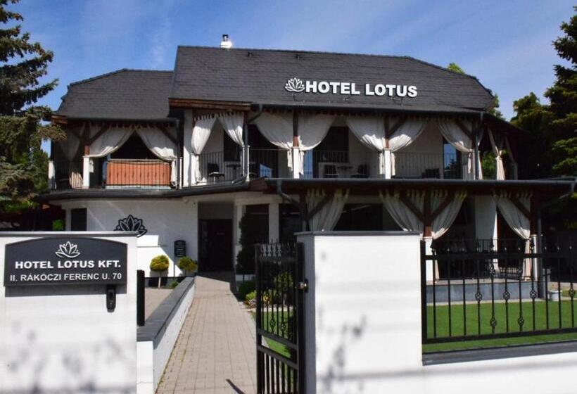 ホテル Lotus