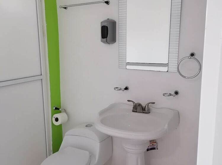 ホテル Maragreens