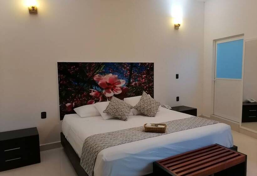 ホテル Maragreens