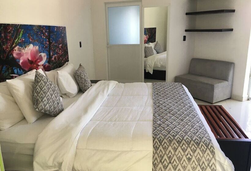 ホテル Maragreens