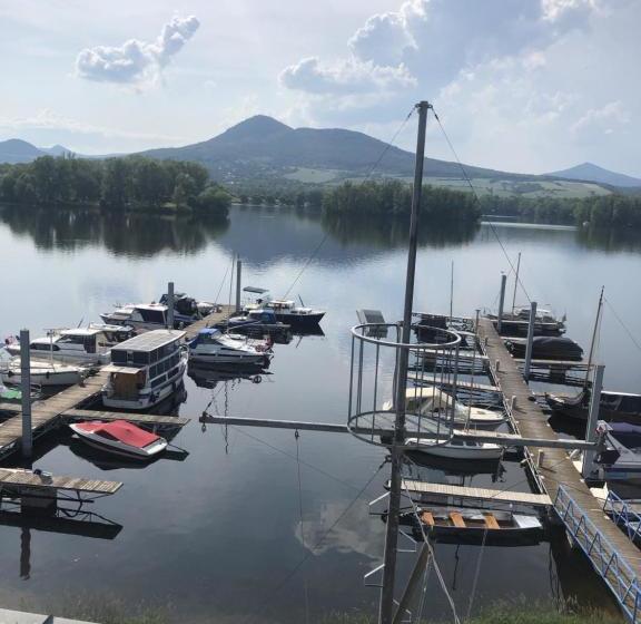 בית מלון כפרי Marina Labe