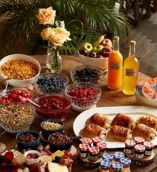 Отель Newhall Mains