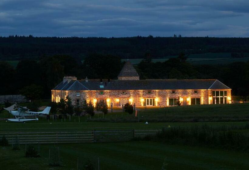 Отель Newhall Mains