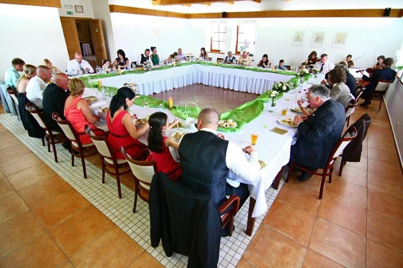 בית מלון כפרי Ový A Jezdecký Areál Dvůr Krutěnice