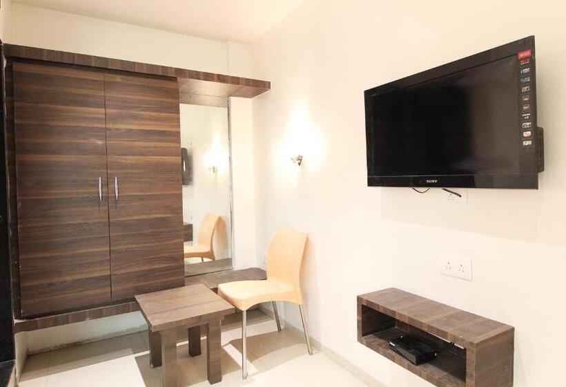 בית מלון כפרי O New Pune