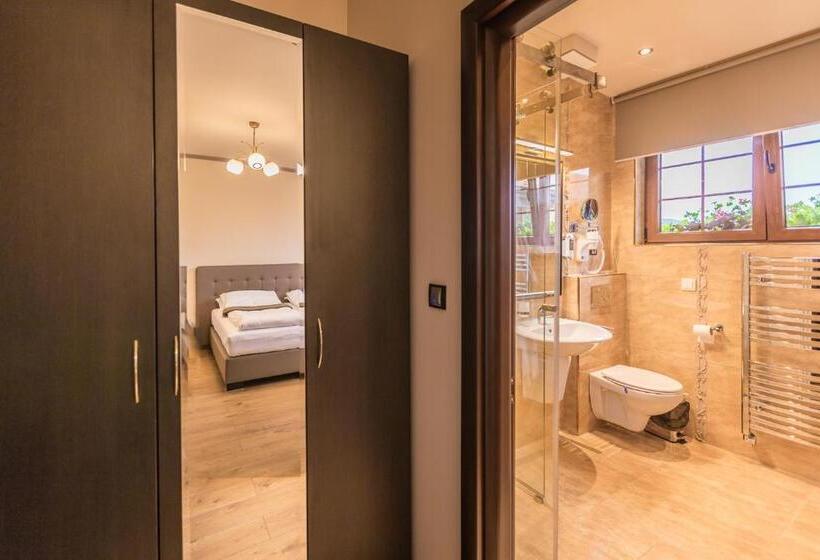 Отель Pension Kokel