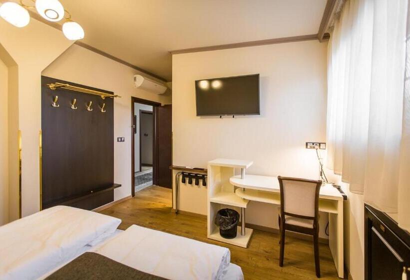 Отель Pension Kokel