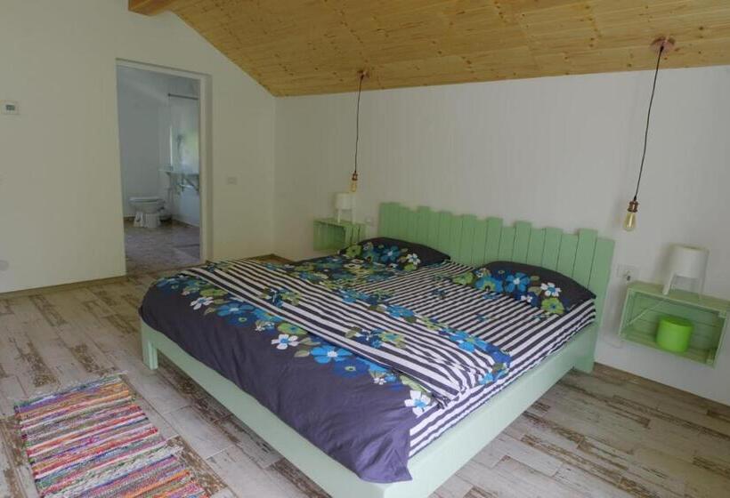 בית מלון כפרי Pensiunea Happy