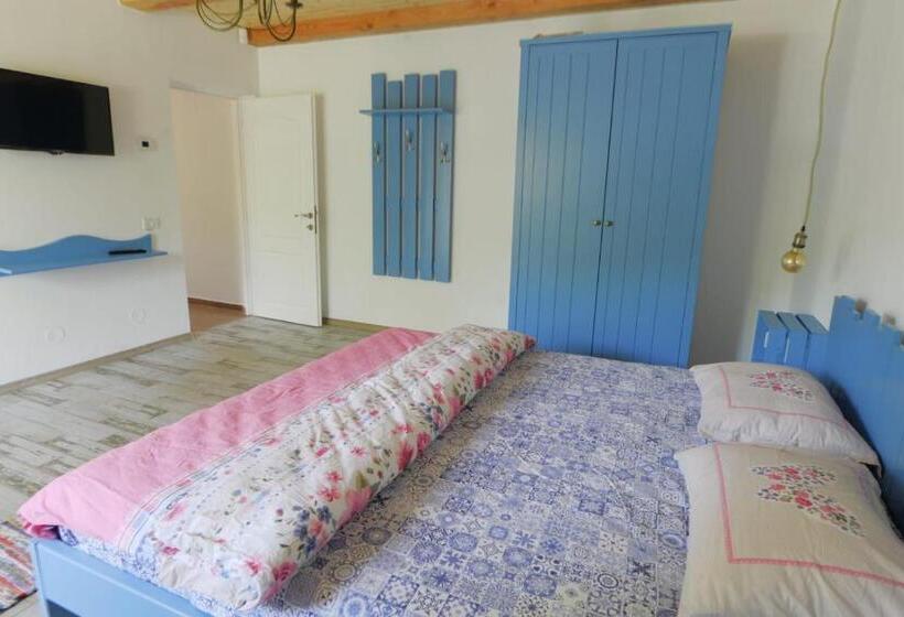 בית מלון כפרי Pensiunea Happy