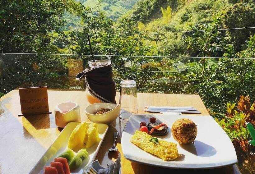 Отель Piripe Wellness Lodge