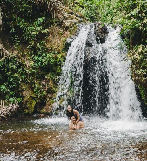 Отель Piripe Wellness Lodge