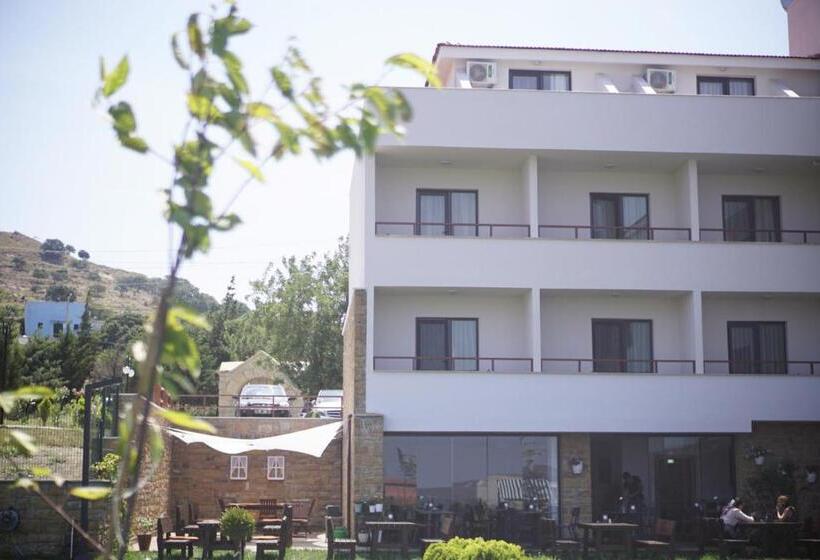 فندق Porta Trakis