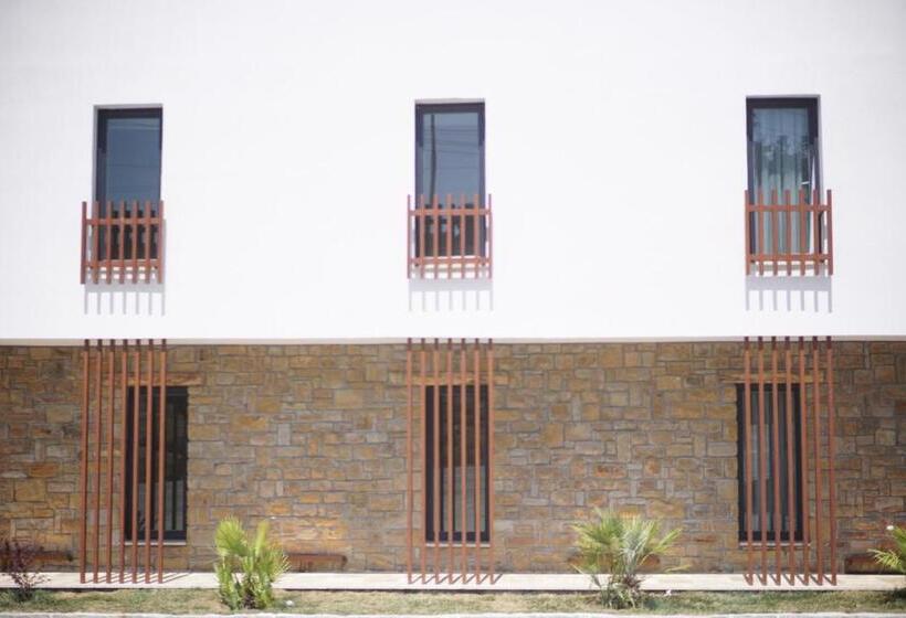 فندق Porta Trakis