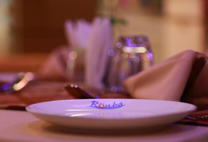 호텔 Rouba Residency