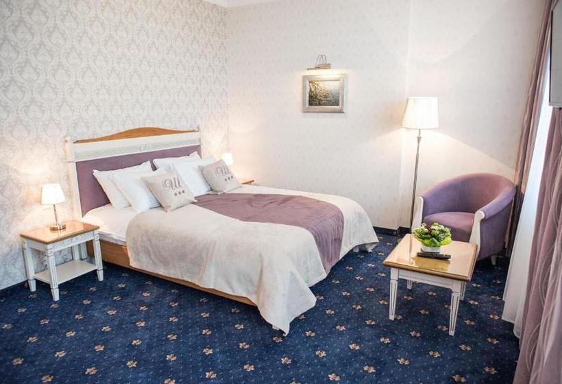 בית מלון כפרי Shato