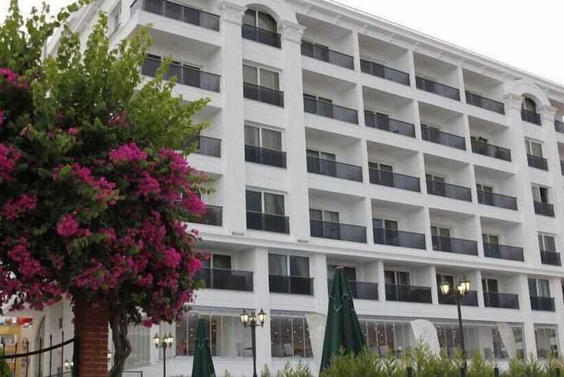 فندق Süzer Resort