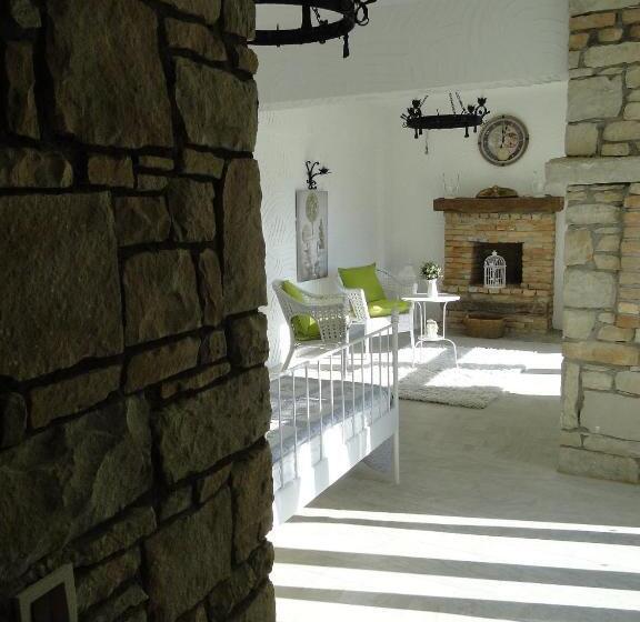 호텔 The Stone Castle Boutique