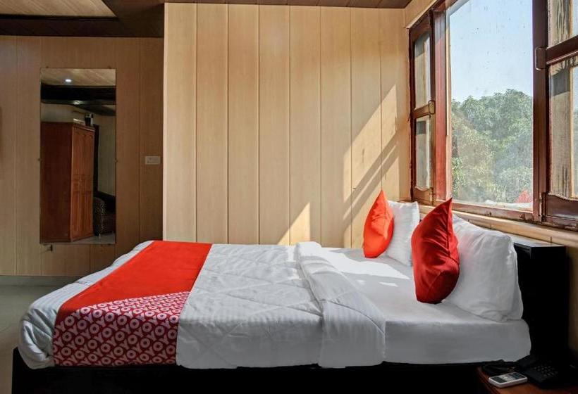 ホテル Vaccinated Staff Oyo 62241 Swastik Garden