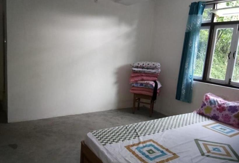 فندق Vamoose Kamala