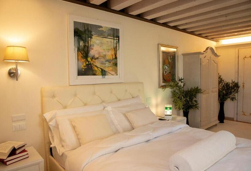 酒店 Villa Cornaro Tourist Suites