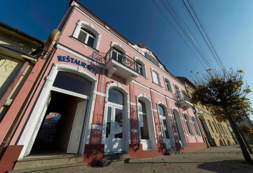 בית מלון כפרי Villa Romaine